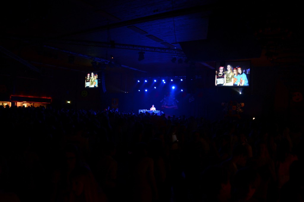 ../Images/Jeugddisco White Edition 537.jpg